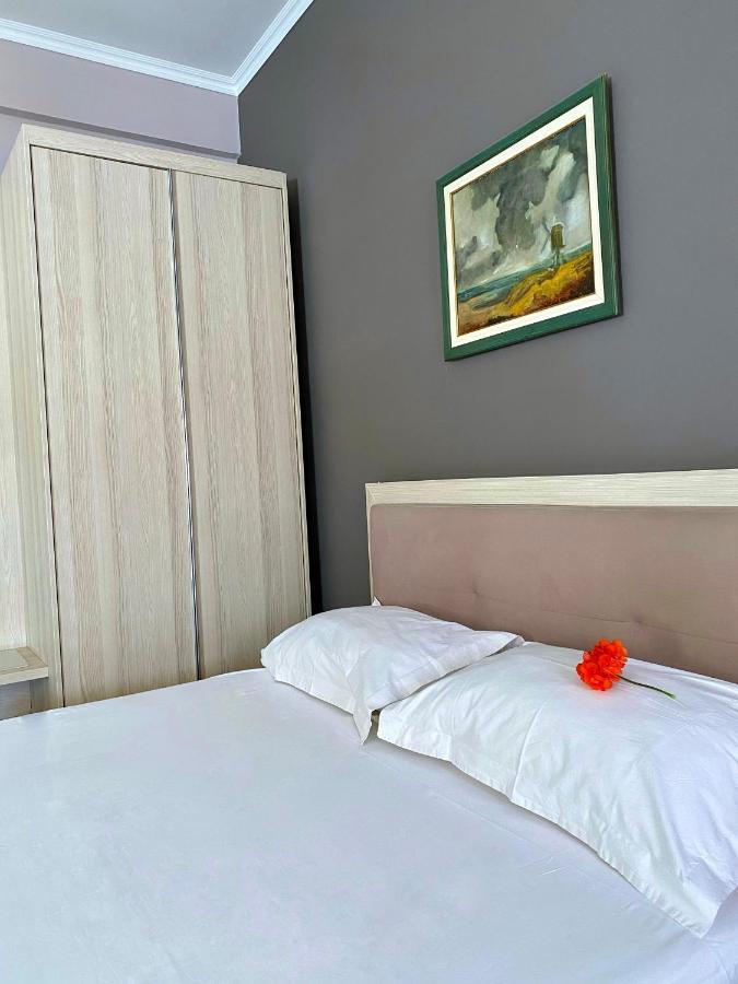 Hotel Bojko Vlore Exterior photo